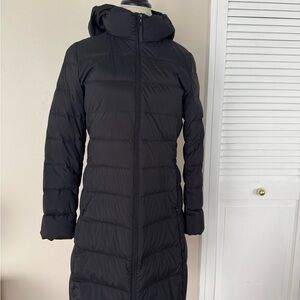 Uniqlo Women's Long Black Puffer Jacket